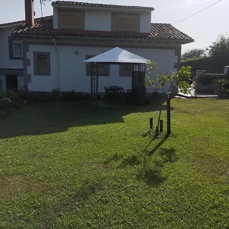 Carmen Casa de Férias La Isla